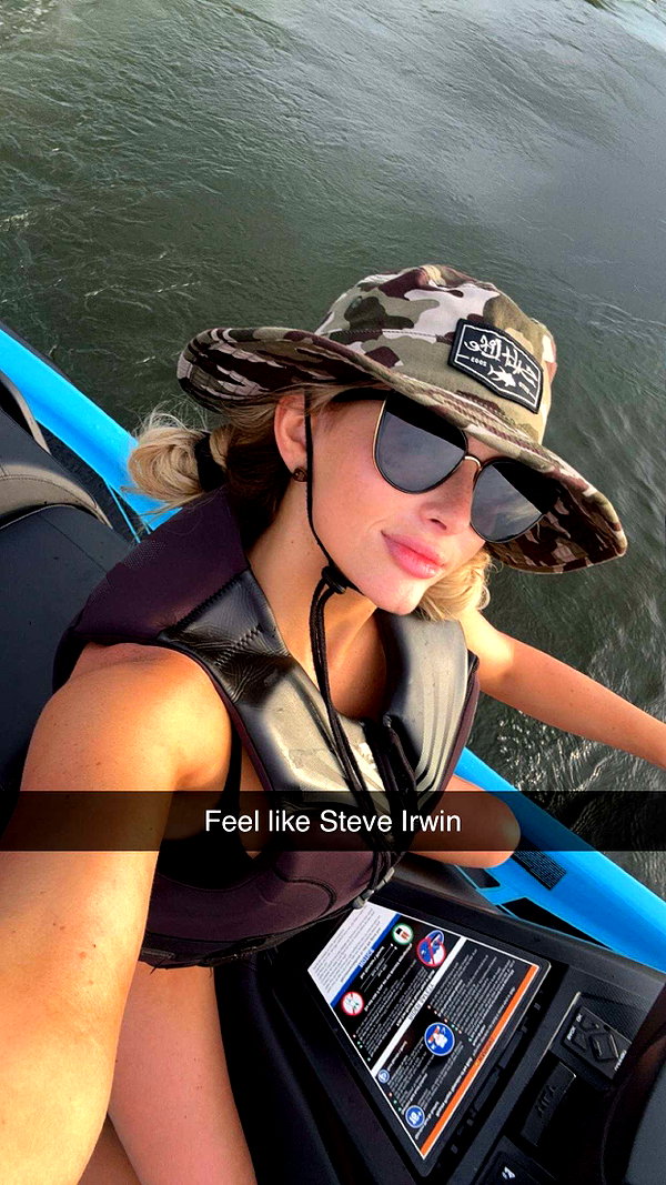 carlyhartxx snapchat image archive image