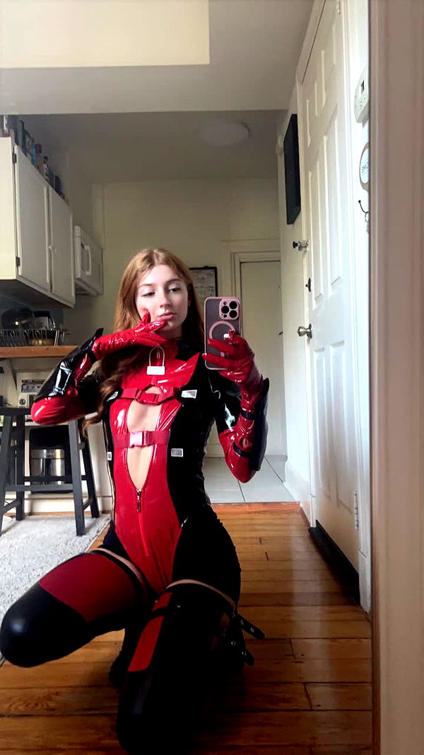 carmmieecat image ~ Altpins