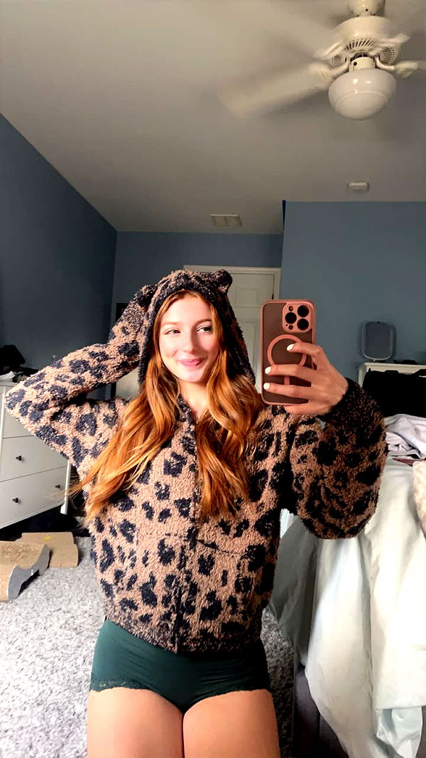 carmmieecat image ~ Altpins