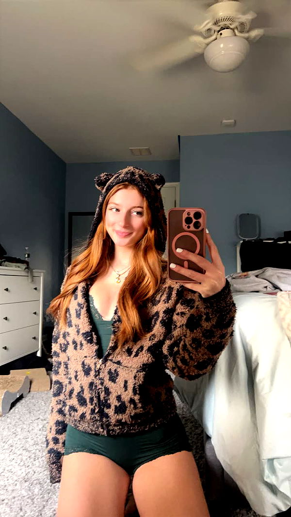 carmmieecat image ~ Altpins