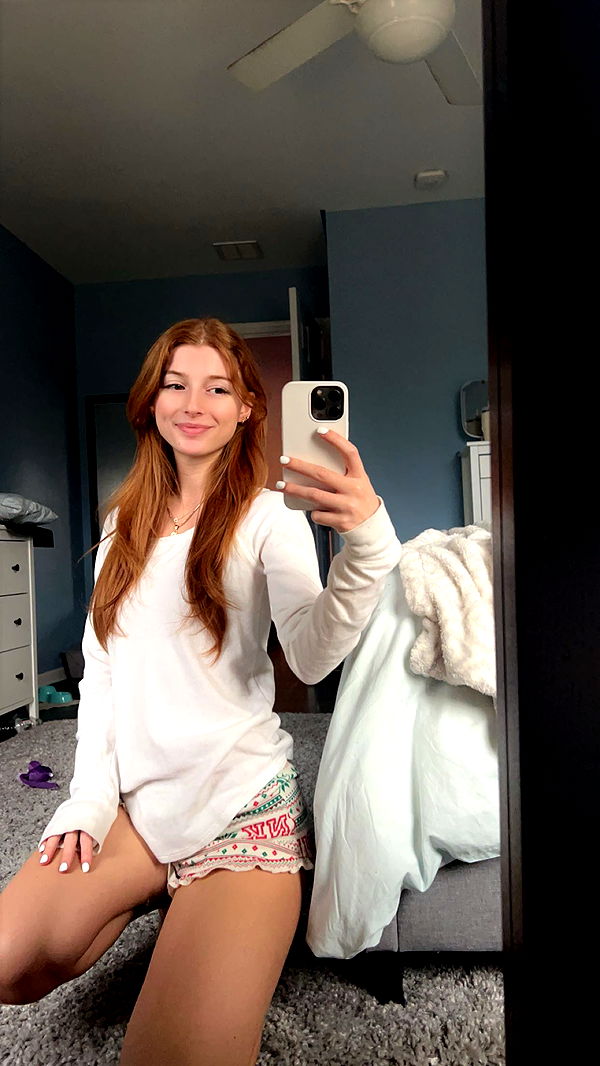 carmmieecat image ~ Altpins