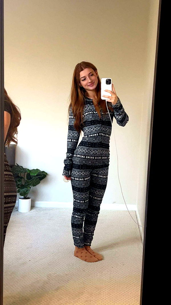 carmmieecat image ~ Altpins