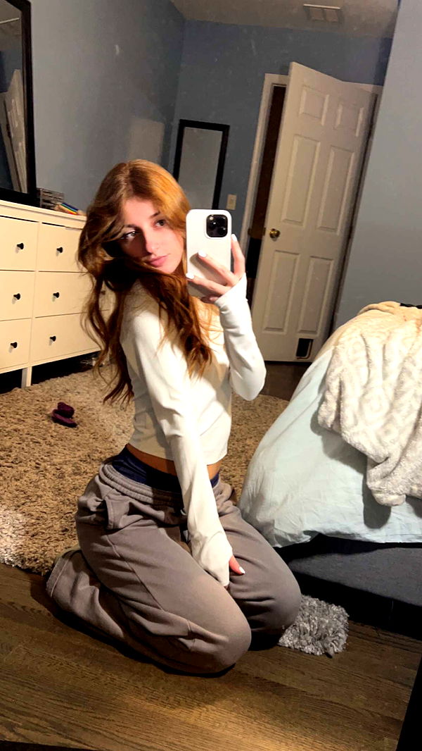 carmmieecat image ~ Altpins