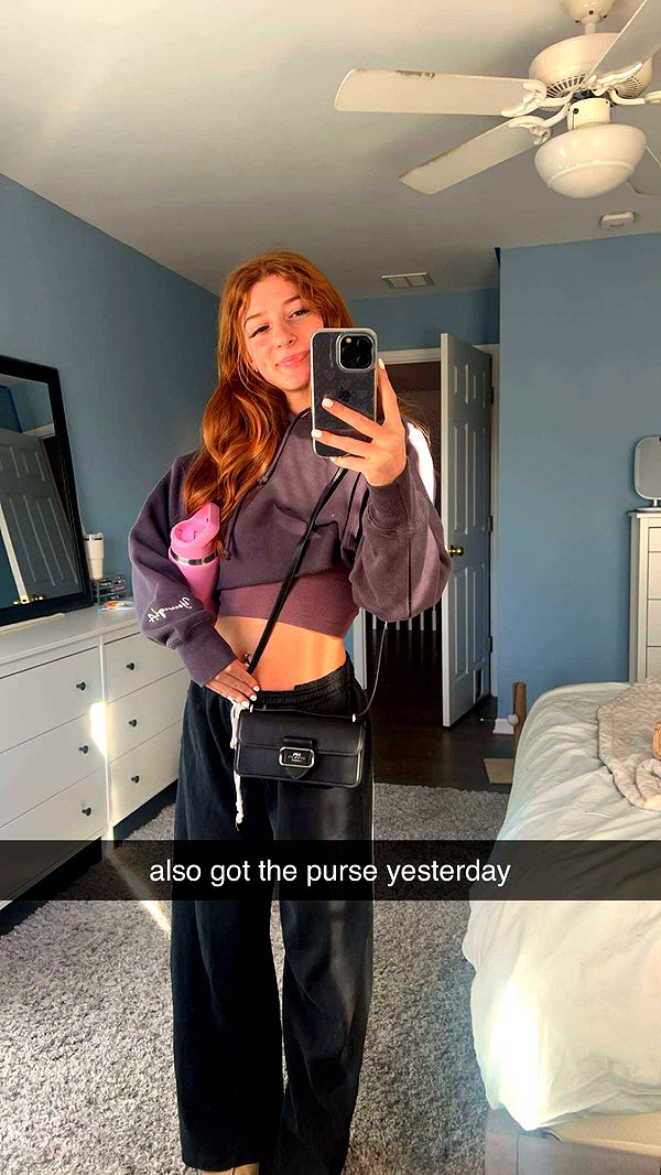 carmmieecat image ~ Altpins