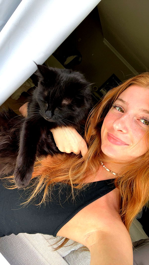 carmmieecat image ~ Altpins