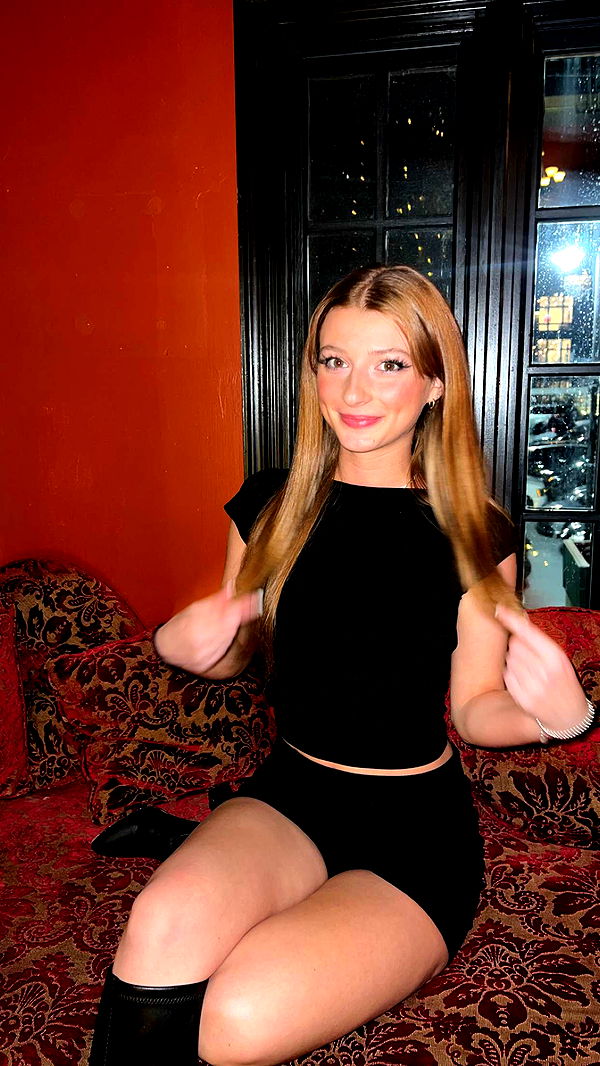 carmmieecat image ~ Altpins