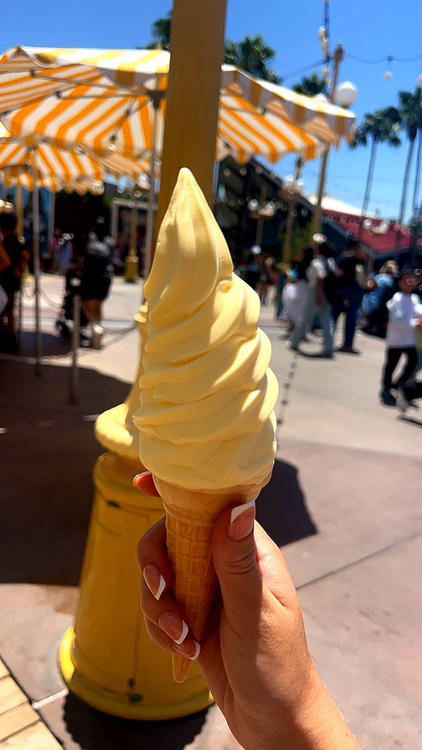 carmmieecat image ~ Altpins