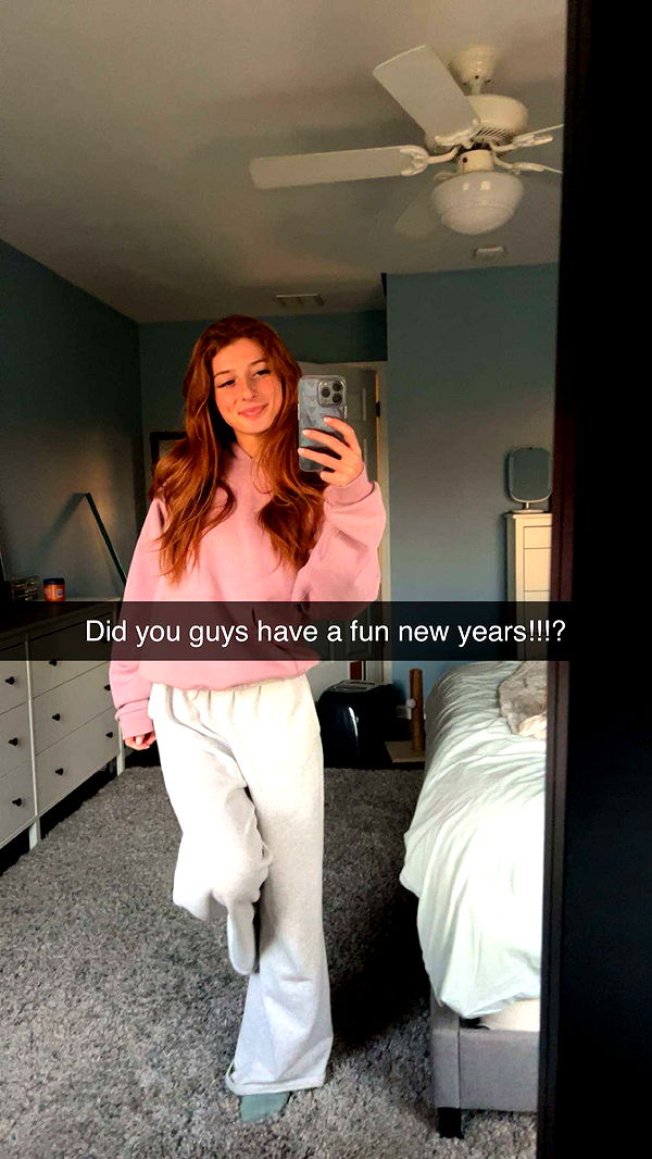 carmmieecat image ~ Altpins