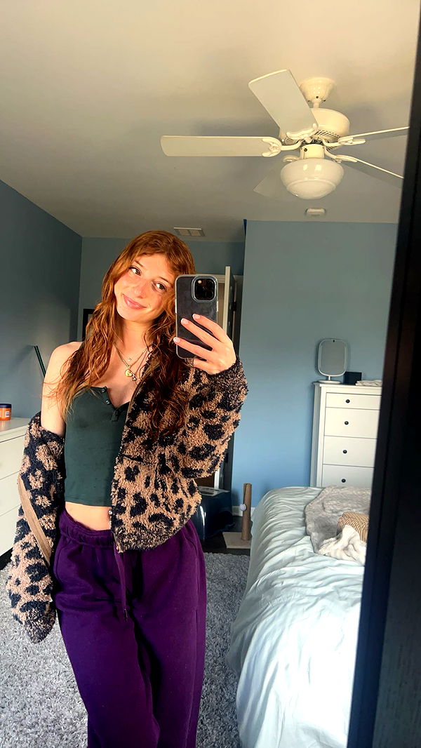 carmmieecat image ~ Altpins