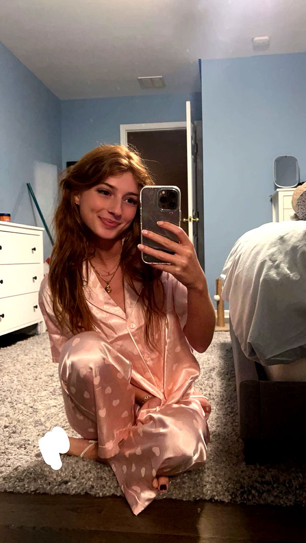 carmmieecat image ~ Altpins