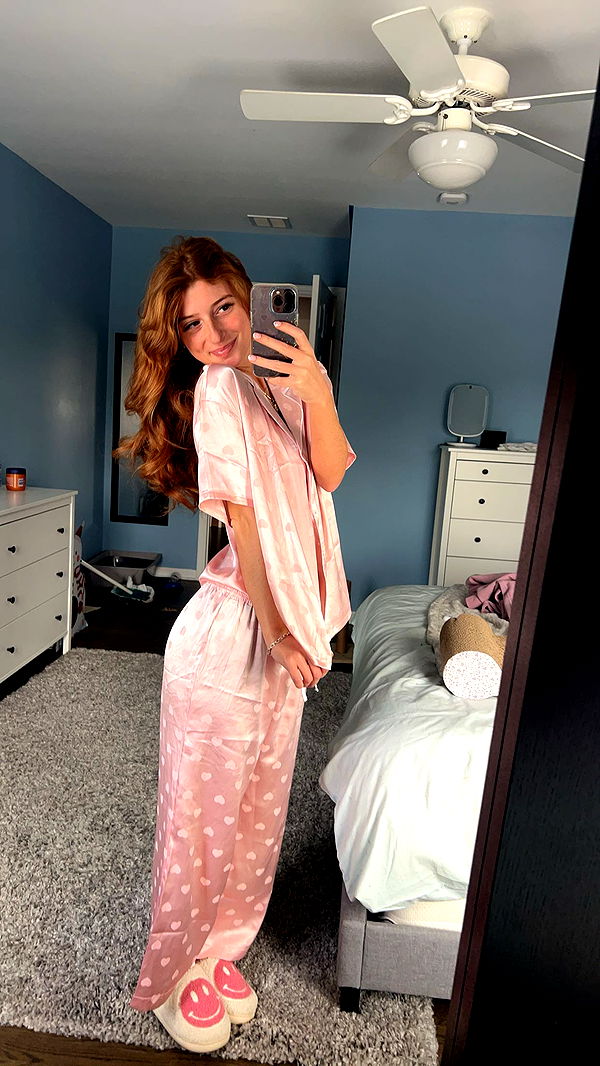 carmmieecat image ~ Altpins