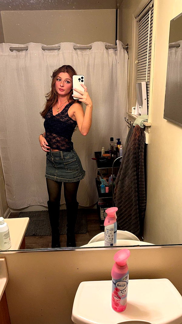 carmmieecat image ~ Altpins