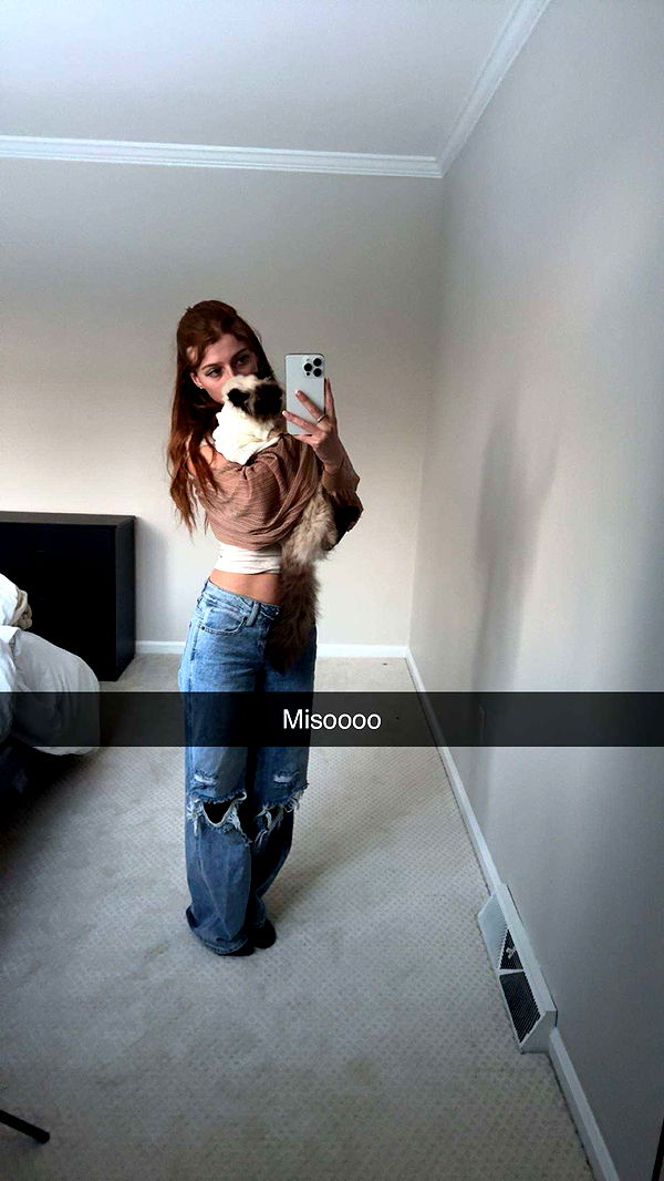 carmmieecat image ~ Altpins