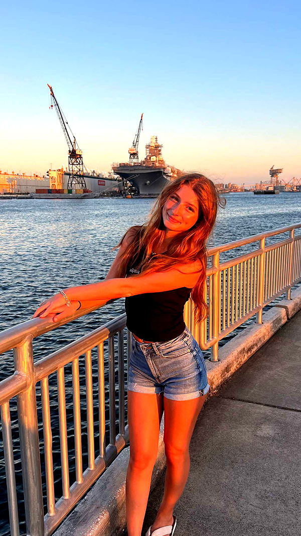 carmmieecat image ~ Altpins