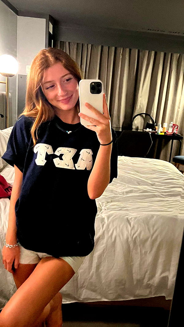 carmmieecat image ~ Altpins