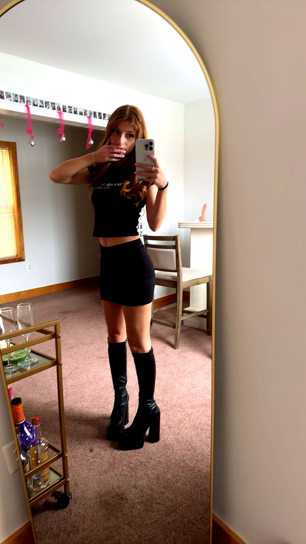 carmmieecat image ~ Altpins