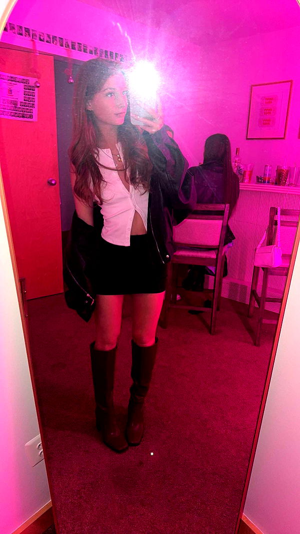 carmmieecat image ~ Altpins