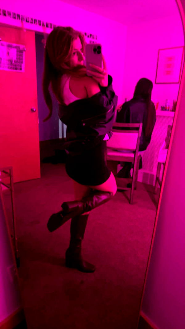 carmmieecat image ~ Altpins