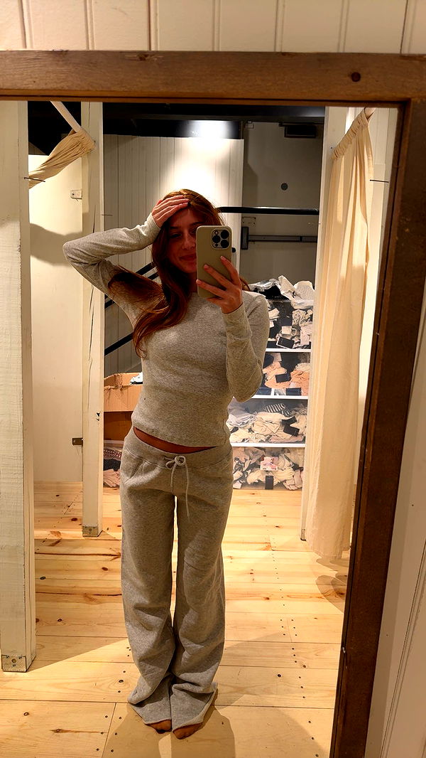 carmmieecat image ~ Altpins