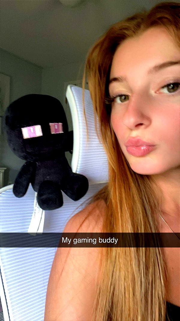 carmmieecat image ~ Altpins