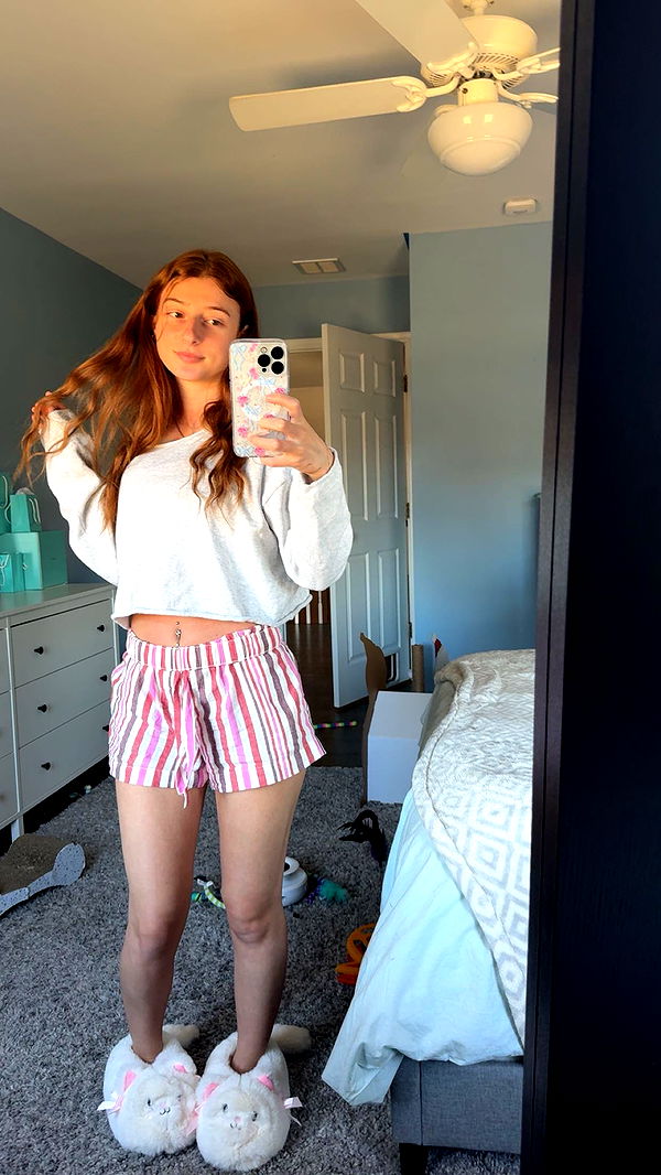 carmmieecat image ~ Altpins