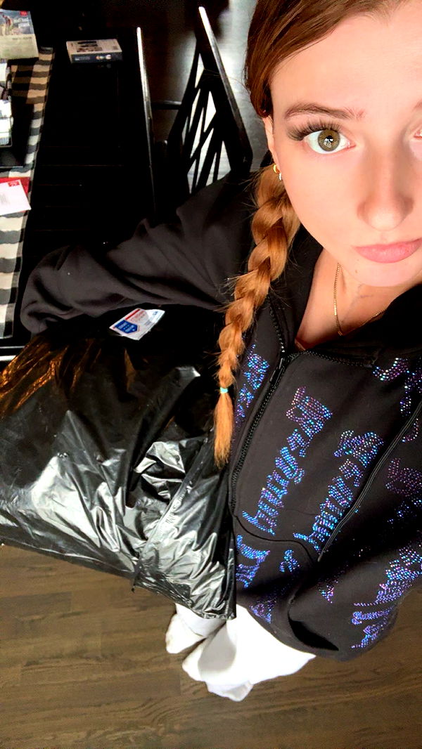 carmmieecat image ~ Altpins