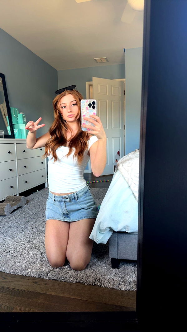 carmmieecat image ~ Altpins