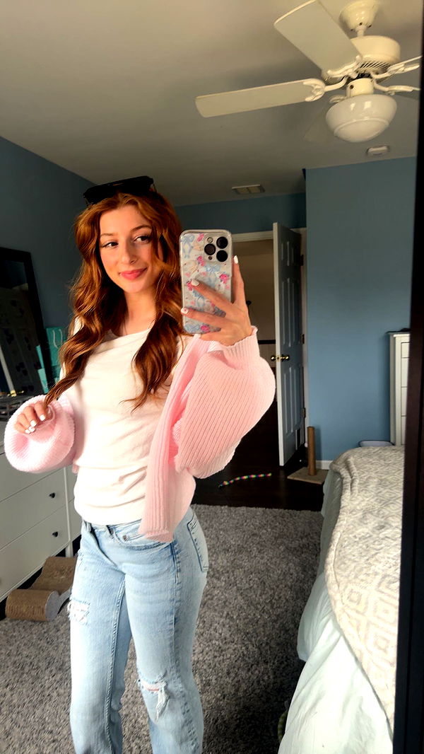 carmmieecat image ~ Altpins