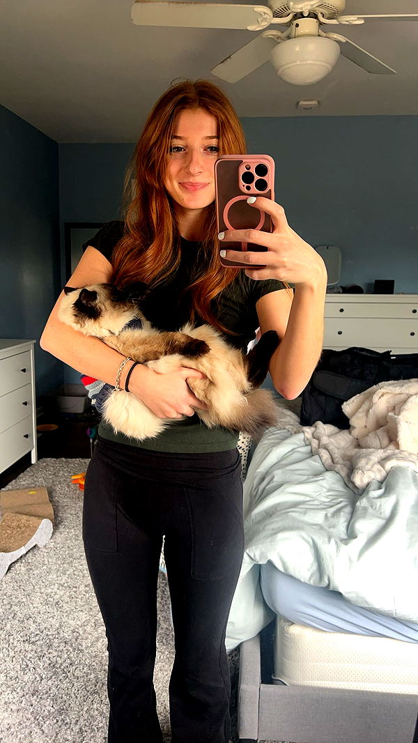 carmmieecat image ~ Altpins