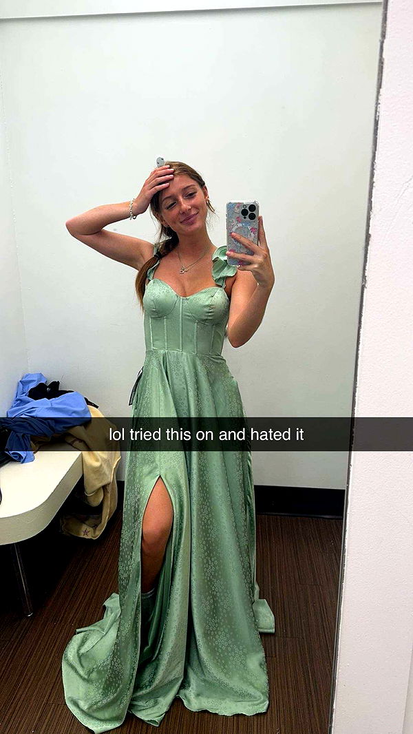 carmmieecat image ~ Altpins