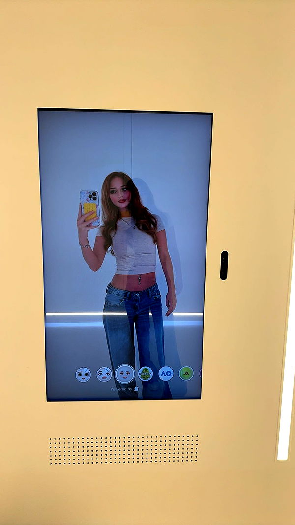 carmmieecat image ~ Altpins