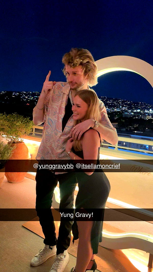 carmmieecat image ~ Altpins