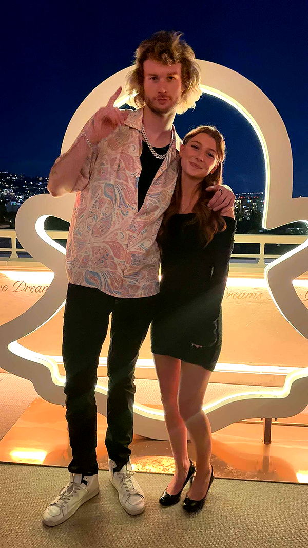 carmmieecat image ~ Altpins