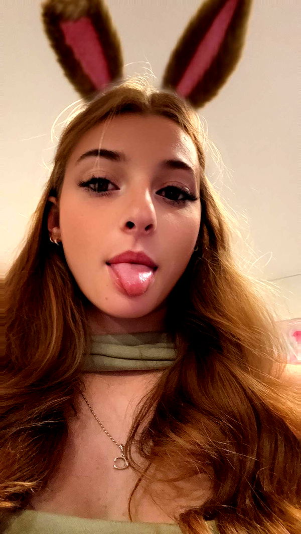 carmmieecat image ~ Altpins