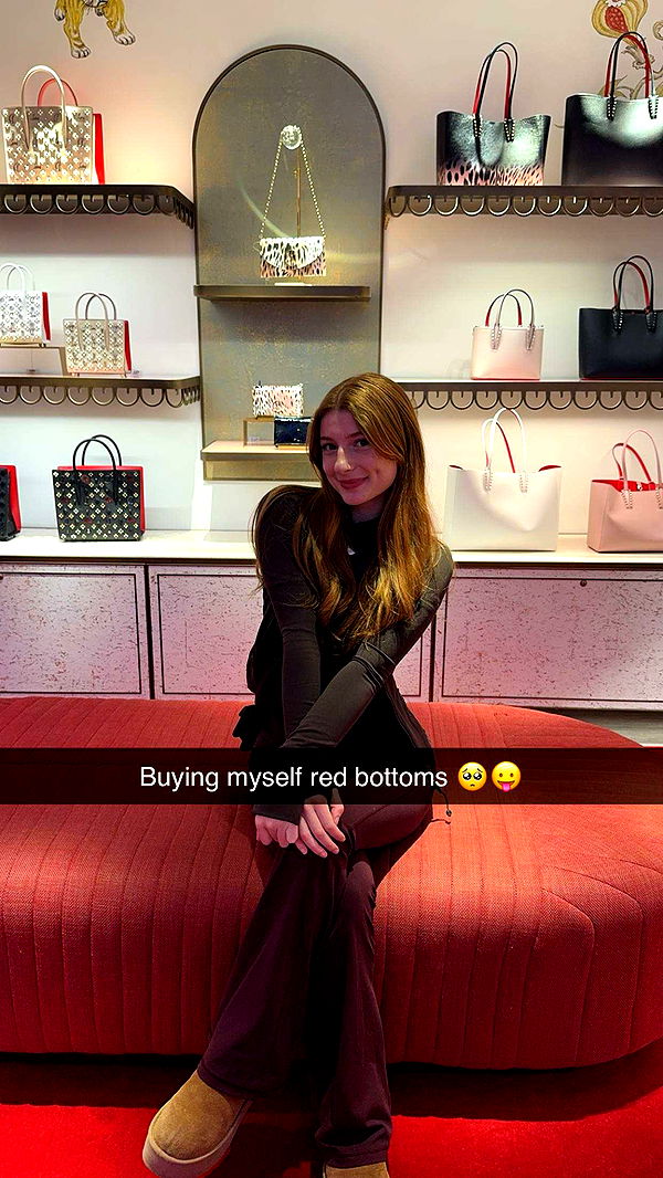 carmmieecat image ~ Altpins