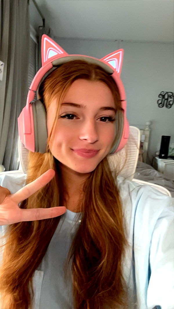 carmmieecat image ~ Altpins