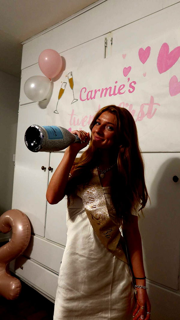 carmmieecat image ~ Altpins