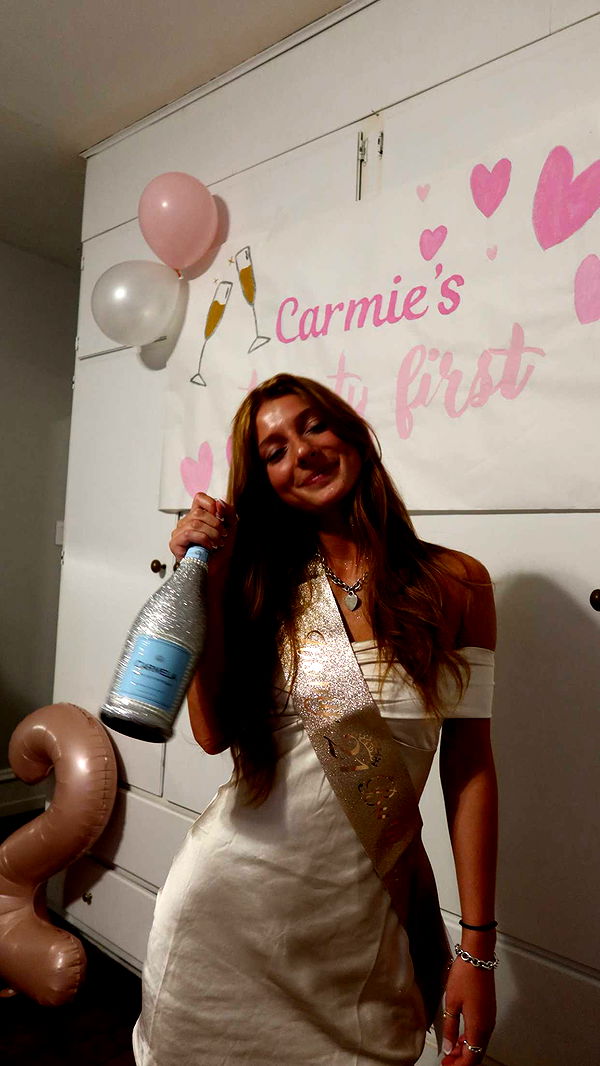 carmmieecat image ~ Altpins