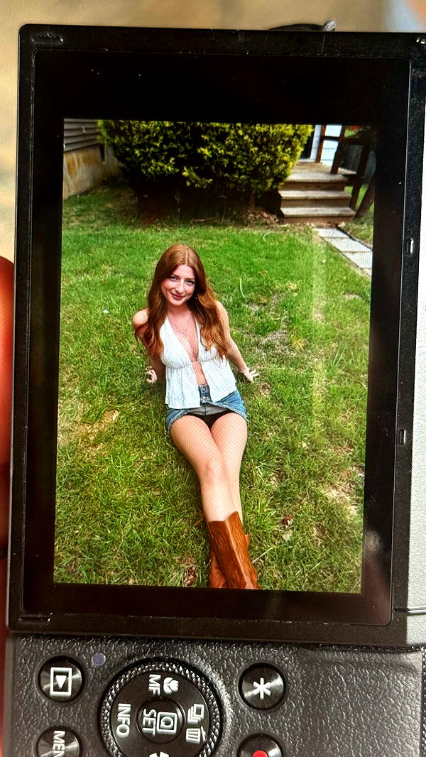 carmmieecat image ~ Altpins