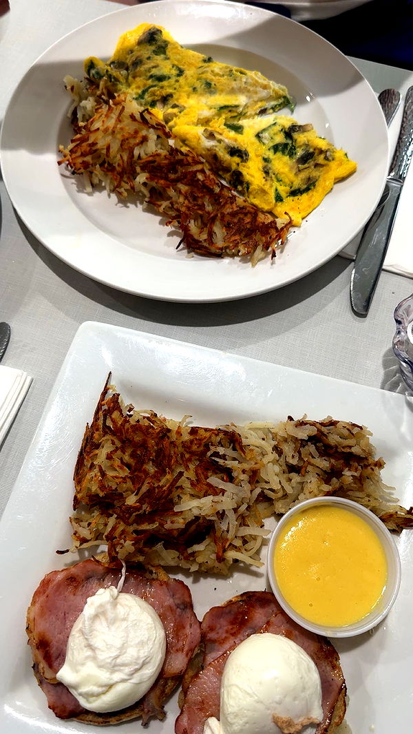 carmmieecat image ~ Altpins