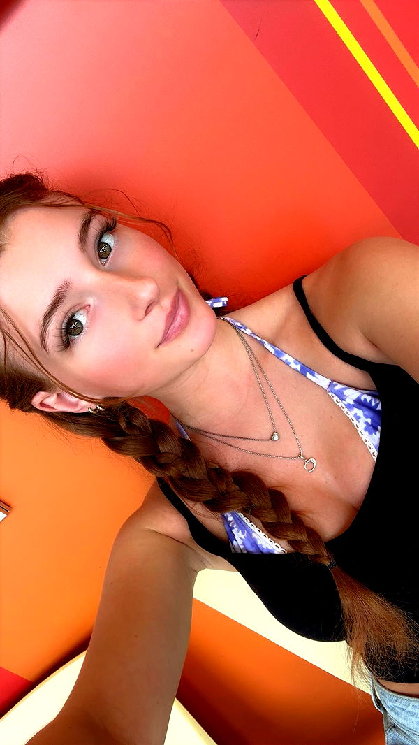 carmmieecat image ~ Altpins