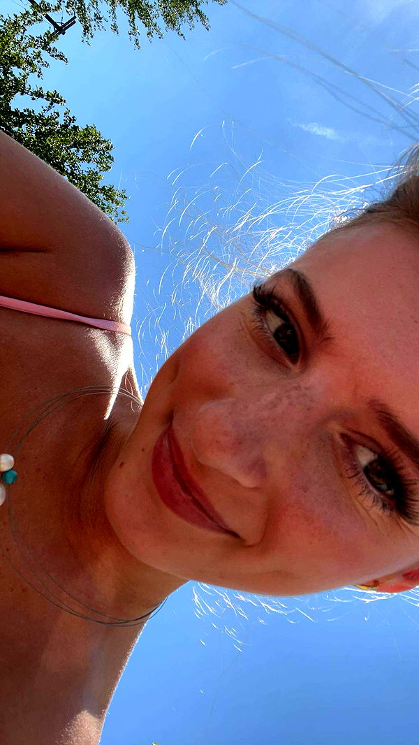 carmmieecat image ~ Altpins