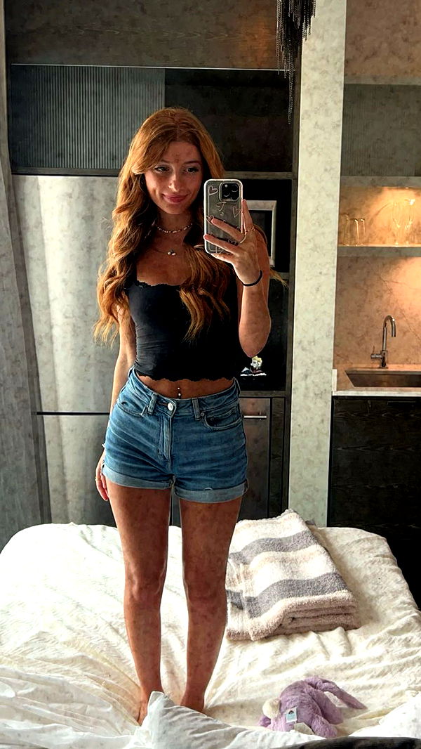 carmmieecat image ~ Altpins