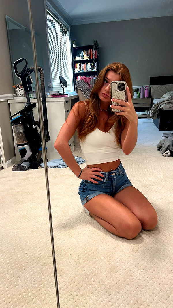 carmmieecat image ~ Altpins