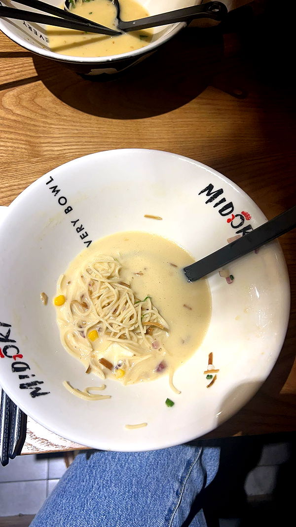 carmmieecat image ~ Altpins