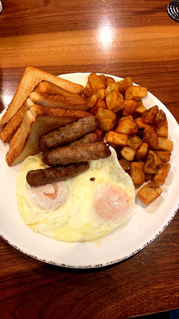 carmmieecat image ~ Altpins