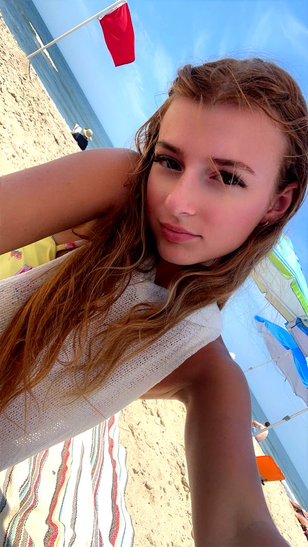 carmmieecat image ~ Altpins