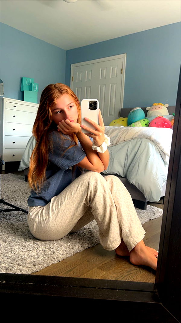 carmmieecat image ~ Altpins