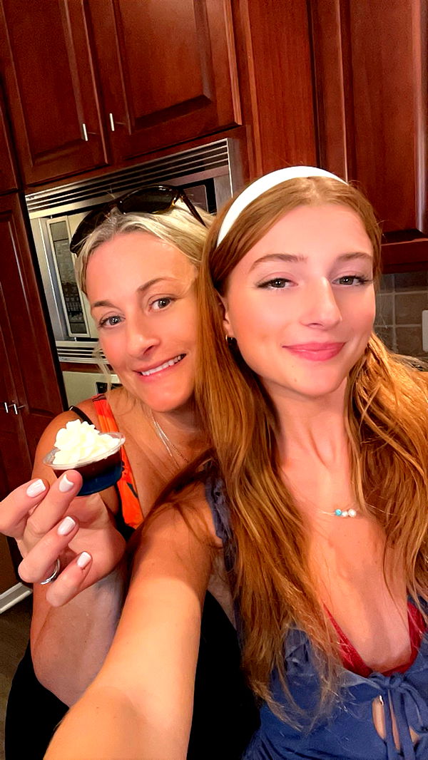 carmmieecat image ~ Altpins