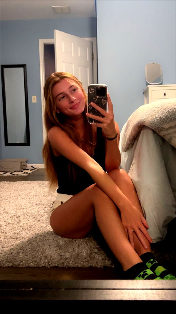 carmmieecat image ~ Altpins